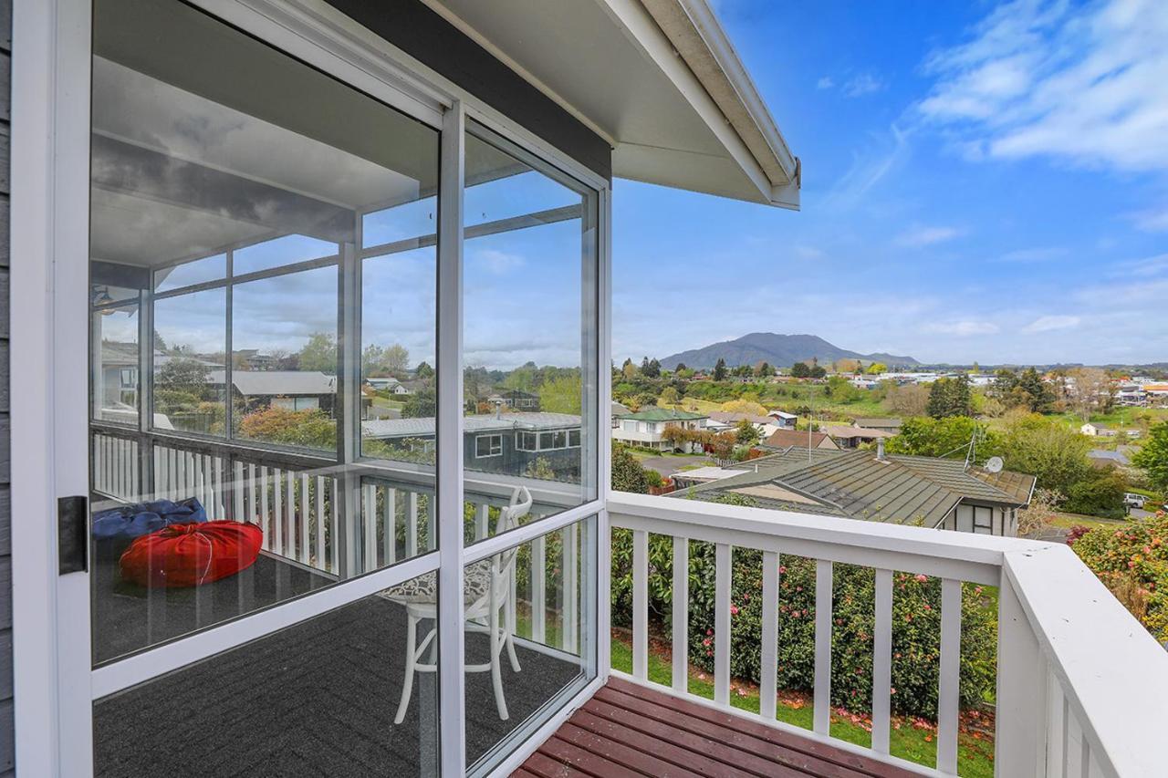 Woodward House Taupo Villa Exterior photo